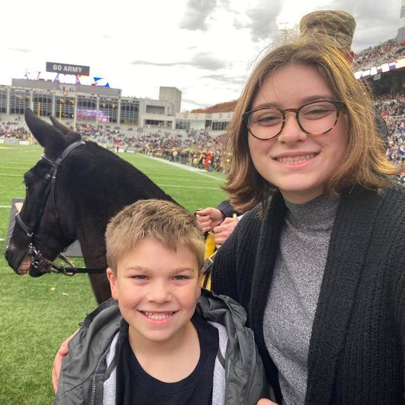 Meet your Posher, Karen - Picture 1 of 1